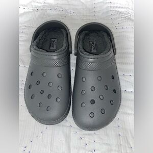 CROCS classic fleeced lined